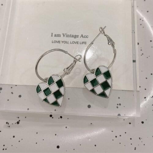 Checkerboard Lattice Fashion Love earrings Trendy Design Black and White houndstooth Plaid Green Love Heart Earrings Vintage