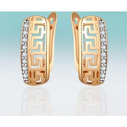 New Simple Hollow Stud Earrings Multiple Cubic Zirconia Gold/Silver Color Korean Earrings for Women Jewelry High Quality Gifts