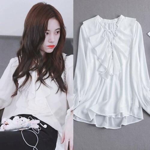 Jingyis Chiffon Ju T-shirt with long sleeves and ruffles is a beautiful top with western style shirt for women in spring and