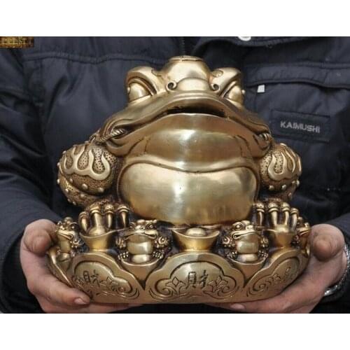 10" Chinese Fengshui Brass Yuanbao Money Coin Wealth Golden Toad spittor Statue