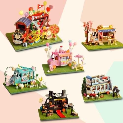 Cutebee DIY DollHouse Wooden Doll Houses Miniature Dollhouse Furniture Kit Toys for Children New Year Christmas Gift Casa