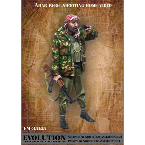 1:35 Resin kit Arab rebel, shooting home video