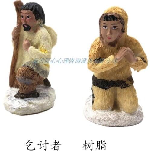 Resin figure Psychological sand table game box court therapy consultation room sand model character beggars 2pcs/set