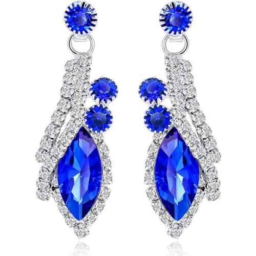 Personality Ms. Eardrop Europe and the United States sell like hot cakes bride exaggerated crystal earrings spot