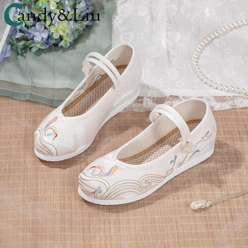 Embroidered womens Hanfu costume shoes Chinese style round head increased womens Hanfu shoes, Ming style shoes