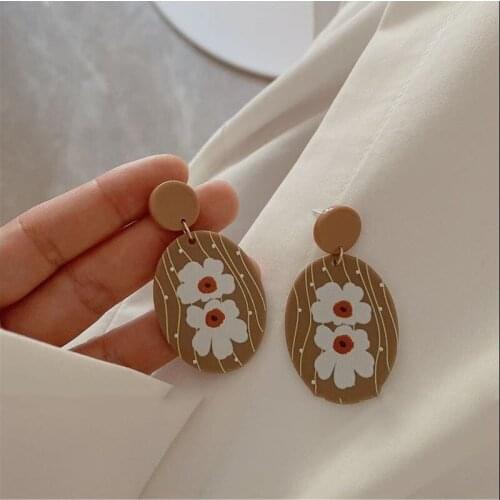 Origin Summer French Vintage Geometrical Oval Brown Flower Dangle Earrings for Women Femme Trendy Resin Holiday Earrings Jewelry