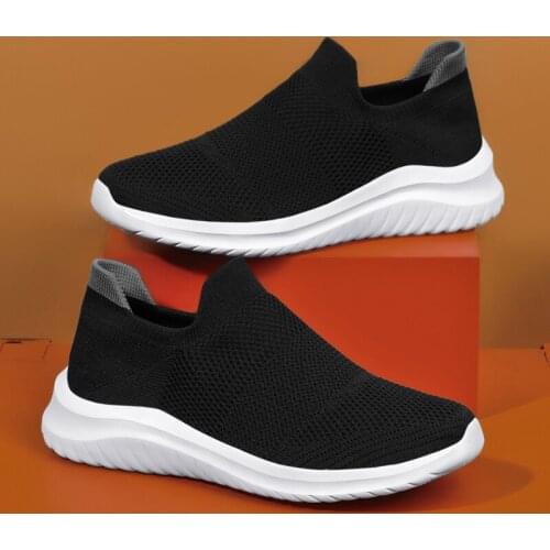 Mens Casual Shoes New Popular Hot Sale Couple Shoes Mens Fashion Sneaker Mens Outdoor Light Jogging Shoes Men Vulcanize Shoes