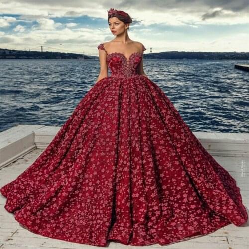 Luxury Red Wedding Dresses Flower Crystal Bead Aplique A Line Princess Robes De Mariée Luxury Arab Dubai Custom Made Bridal Gown