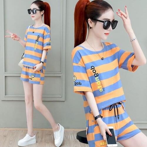 2021 Summer New Womens Suits Sports Suits Short Fashion Stripe Leisure T-shirt and Shorts Two Piece Set Short Sleeve Shorts Set