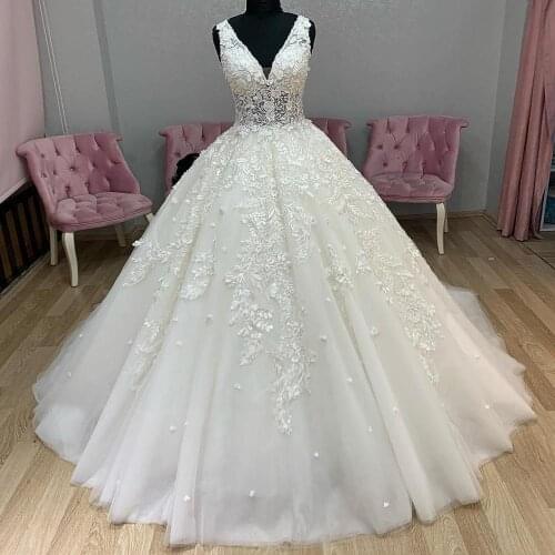 Elegant V-Neck Ball Gown Wedding Dresses Vestido De Noiva 2021 Sexy See-Though Bodice Court Train Formal Bride Wedding Gowns