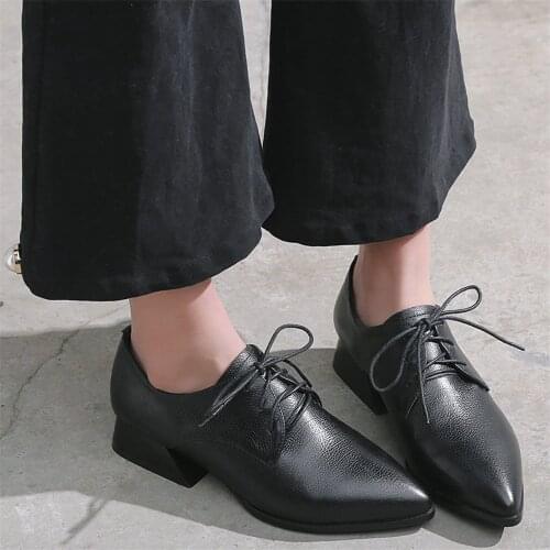 2020 Casual Shoes Women Lace Up Genuine Leather Chunky Heels Ankle Boots Female Low Top Pointed Toe Platform Party Pumps Shoes