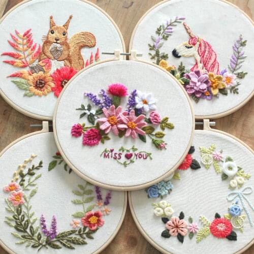 Europe Style 3D Embroidery Starter Kit with Flowers Plants Unicorn Pattern Cloth Color Threads Tools Hand Carfts Decor With Hoop