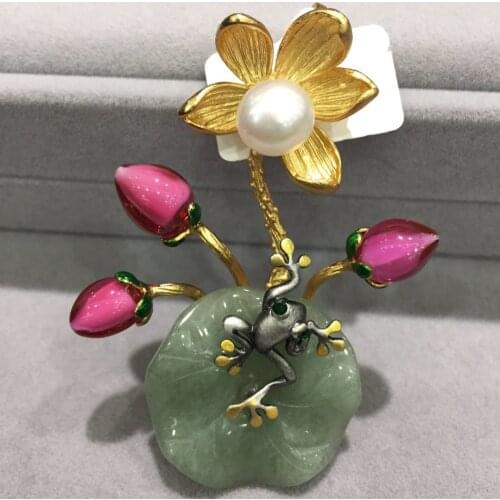 China ethnic natural fresh water pearl brooch pins a frog on a lotus leaf flower brooch multi color fashion women jewelry