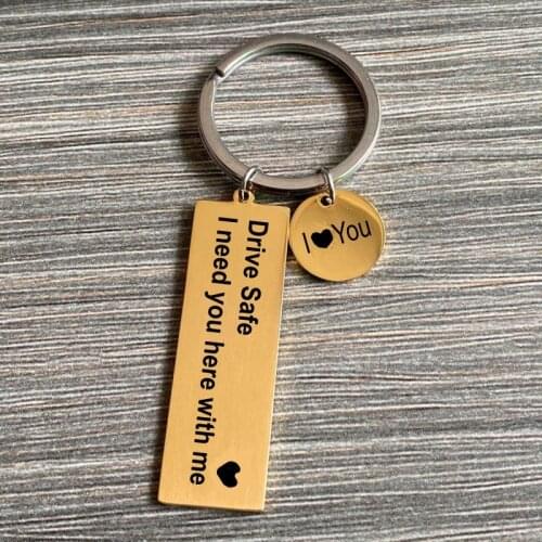 Initials A-Z 26 Letter Keychain Personalized Custom Text Key Ring For Men Women Stainless Steel Nameplate Lettering Keychain