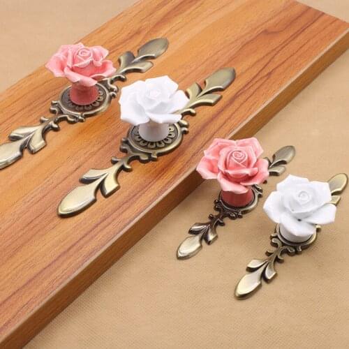 Ceramic Flower Rose Drawer Knobs Rural Cabinet Cupboard handles 40mm diameter 37mm height Fashion Furniture Handles Hardware