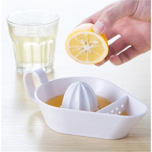 Mini Solid Juicer Household Manual Juicer Bottle Mini Travel Small Fruit Squeezer Machine Extractor Hand Press Juicer Tool