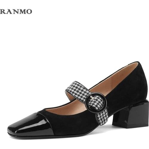 Spring Hot Black and White Matching High Heels Housewife Single Shoes Office Shoes Leather Luxury Shoes Lady High Heels Delicate