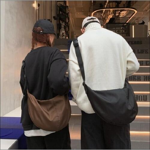 Messenger bag mens and womens Harajuku style retro simple dumpling bag literary leisure Joker shoulder bag shopping bag