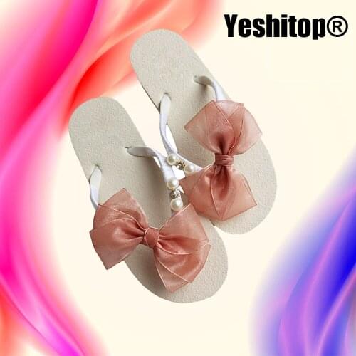 2018 Designer Flip flops Women Flat with Butterfly-knot Bowtie Sandals for girls casual and beach attire Slippers