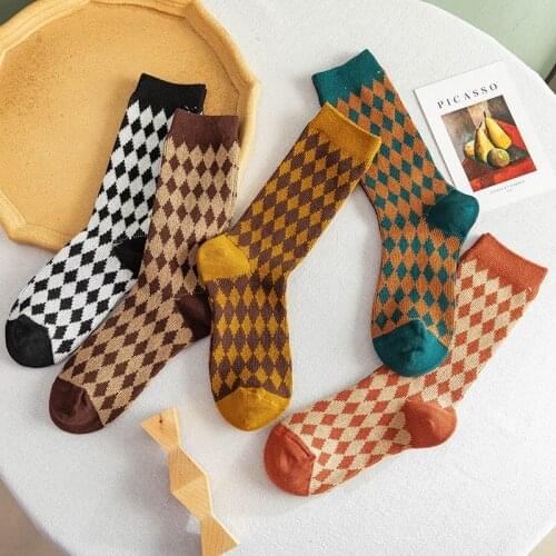 2021 Women Socks Fashion New Autumn Winter Cotton Plaid Crew Socks Comfortable Middle Tube Girl Warm Preppy Style Casual Носки