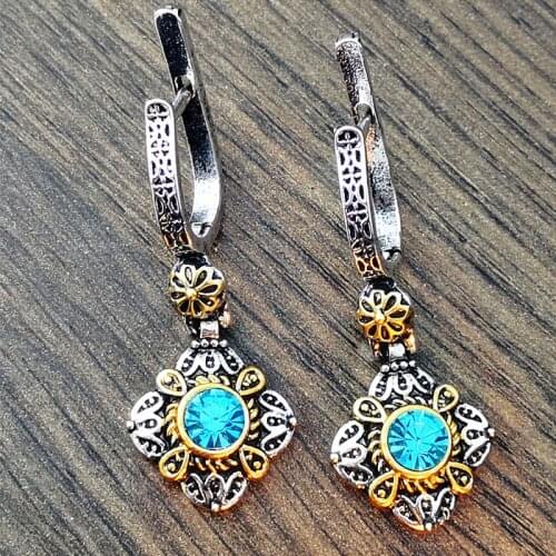 Luxury Vintage Palace Golden Flower Dangle Earrings for Women 2021 Blue Crystal Statement Earing Fashion Jewelry Indian