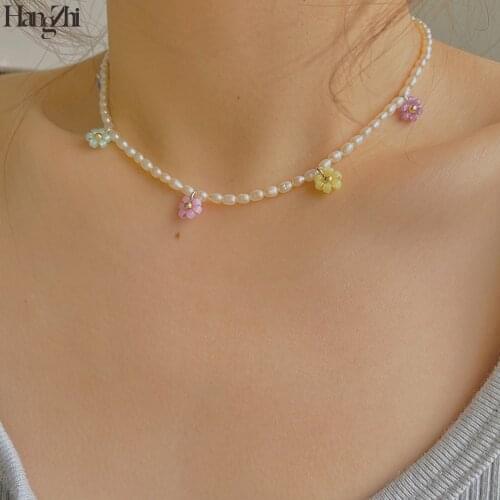 HangZhi 2021New Korea Sweet Colorful Flowers Imitation Pearls Clavicle Chain Handmade Choker Necklace for Women Vacation Jewelry