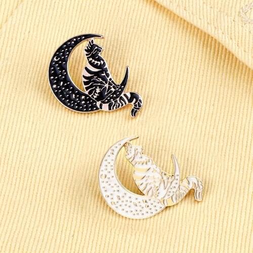 Cute Cat Moon Brooches Punk Animal Enamel Pins Jeans Coat Label Badges Jewelry Bag Hat Decoration For Kids Women Friend Gift New