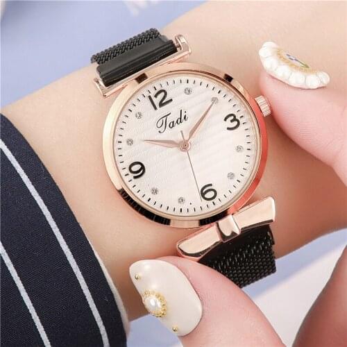 High Fashion Magnet Mesh Belt Diamond Ladies Watch Rhinestone Digital Scale Face Magnet Watch Gift Clock