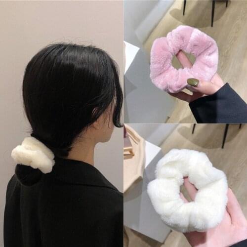 Korean Cute Round White Pink Plush Hairband Barrette Hairpin Hair Clips for Women Girl Headband Wholesale 2021 New Arrival Trend