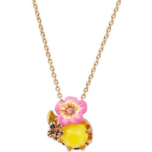 European and American Personality Enamel Glaze Necklace New Fashion Jewelry Small Flower Yellow Jewelry With Tail Chain Small