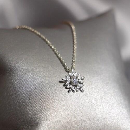 Elegant Quality Silver 925 Jewelry Fashion Snowflake Shape Zircon Necklace S925 Sterling Silver Necklace for Women