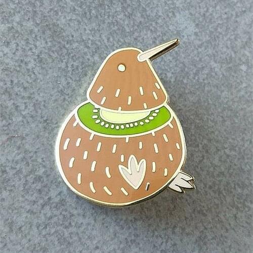 Kawaii Kiwi Bird Fruit Animal Enamel Brooch Pin Backpack Hat Bag Collar Lapel Pins Badges Women Mens Fashion Jewelry Gifts