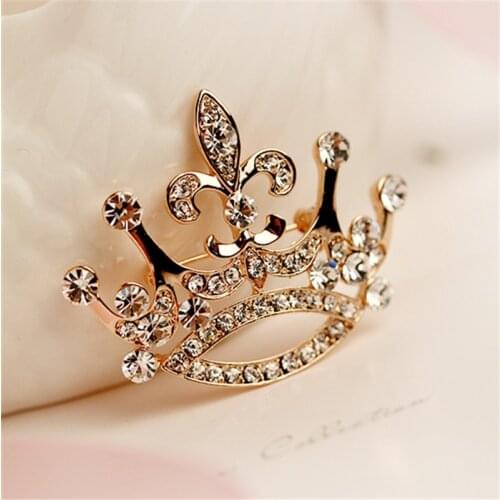 Fashion color crystal brooch luxury retro gold crown brooch for female zircon mosaic rhinestone pin