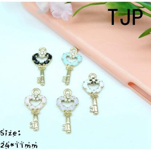 Kawaii Heart Key Charms Pendants for DIY decoration bracelets necklace earring key chain Jewelry Making