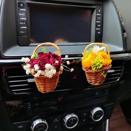 Creative Cute Small Flower Basket Car Perfume Air Freshener Mini Dry Flower Basket Car Air Vent Clip Accessories Interior Woman