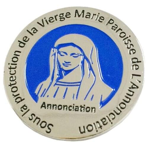 Custom Badge Made of Iron Engraved with Personalized Logo Lapel Pin