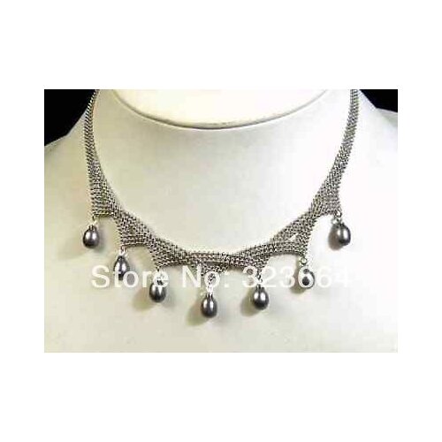 Charming Black pearl pendant necklace