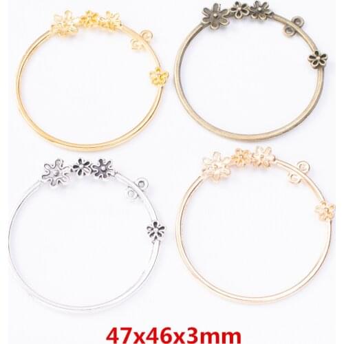 20 pieces of retro metal zinc alloy wreath Pendant for DIY handmade jewelry necklace making 8040