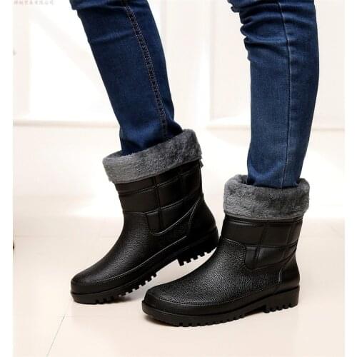 New Big-size Leather Grain Men Rain Shoes Fashion Added Fleecy Cotton Warm Middle Short Rain Boots Fishing Non-slip Rubber Shoes