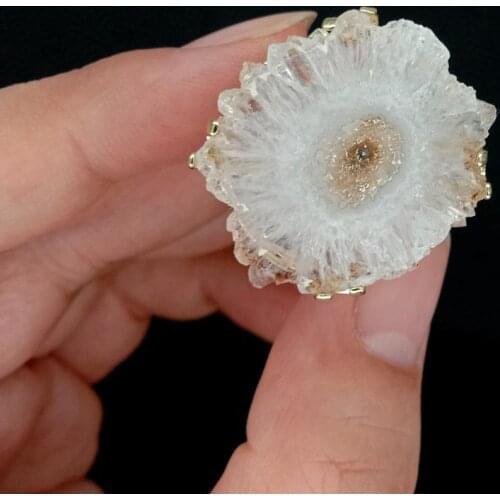 YYGEM 26cm Natural White Quartz Stone Agates Druzy Rough Gold Electroplate Geode Rings Resizable