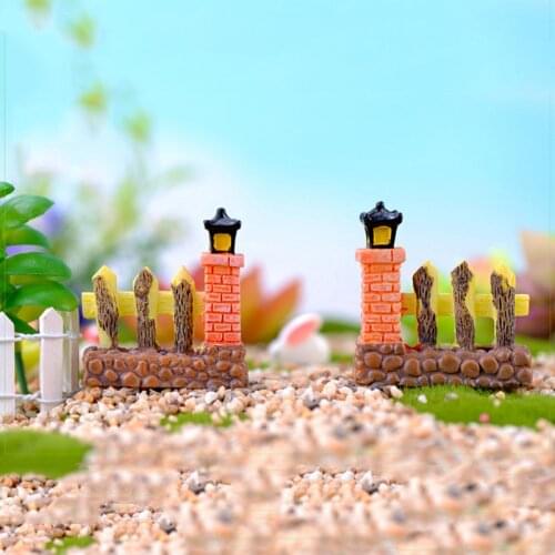 1pair Mini Resin Fence Craft Garden Micro Figurines Tiny Garden Ornaments Bonsai for Home Decoration