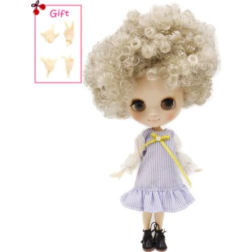 ICY DBS Middie Blyth doll Series No.BL8800 Silver Grey hair with bangs natural skin 1/8 BJD