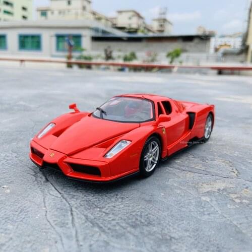 Bburago 1:24 Ferrari Enzo collection manufacturer authorized simulation alloy car model crafts decoration collection toy tools