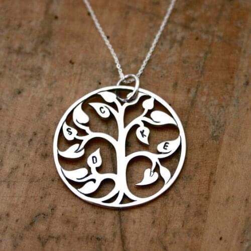 FAMILY TREE PERSONALISED CUSTOM LADY NECKLACE