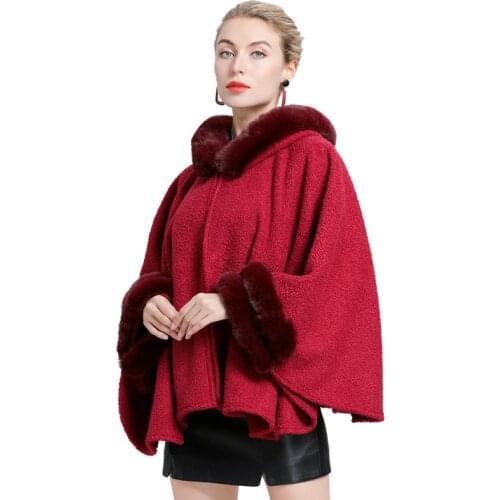 2020 New Fashion Red Long Fur Batwing Sleeves Poncho Granular Velvet Cardigan With Fur Hat Plus Size 260cm Loose Winter Out Coat