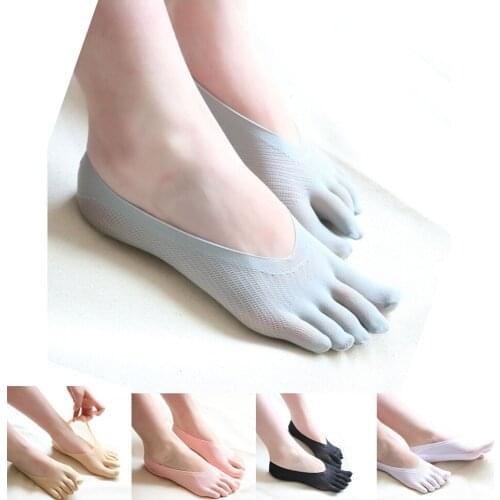 1Pair Women Non-Slip Silicone Toe Socks Short Summer Autumn Hidden Women Solid Color Stockings Comfortable and Ultrathin Socks