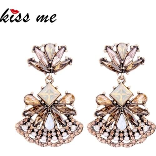 KISS ME Hollow Fan Shape Crystal Earrings for Women 2017 Brand Party Dangle Earrings Fashion Jewelry
