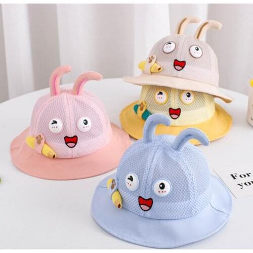Cartoon smiley face baby hat summer new cute sunshade baby fisherman hat childrens net hat (recommended 1-3 years)