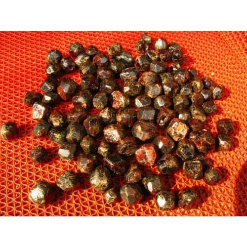 55 NATURAL red GARNET Original crystal Original Specimens