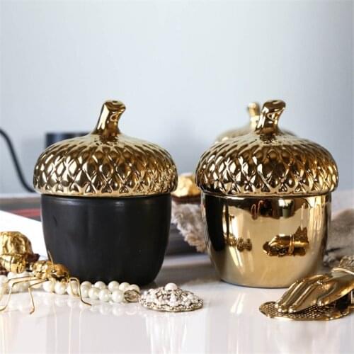 The Danish Design Ceramic Creative Storage Jar, Pinecone Ceramic Jewelry Storage Box Gold-plated Chrismas Xmas New year Gifts